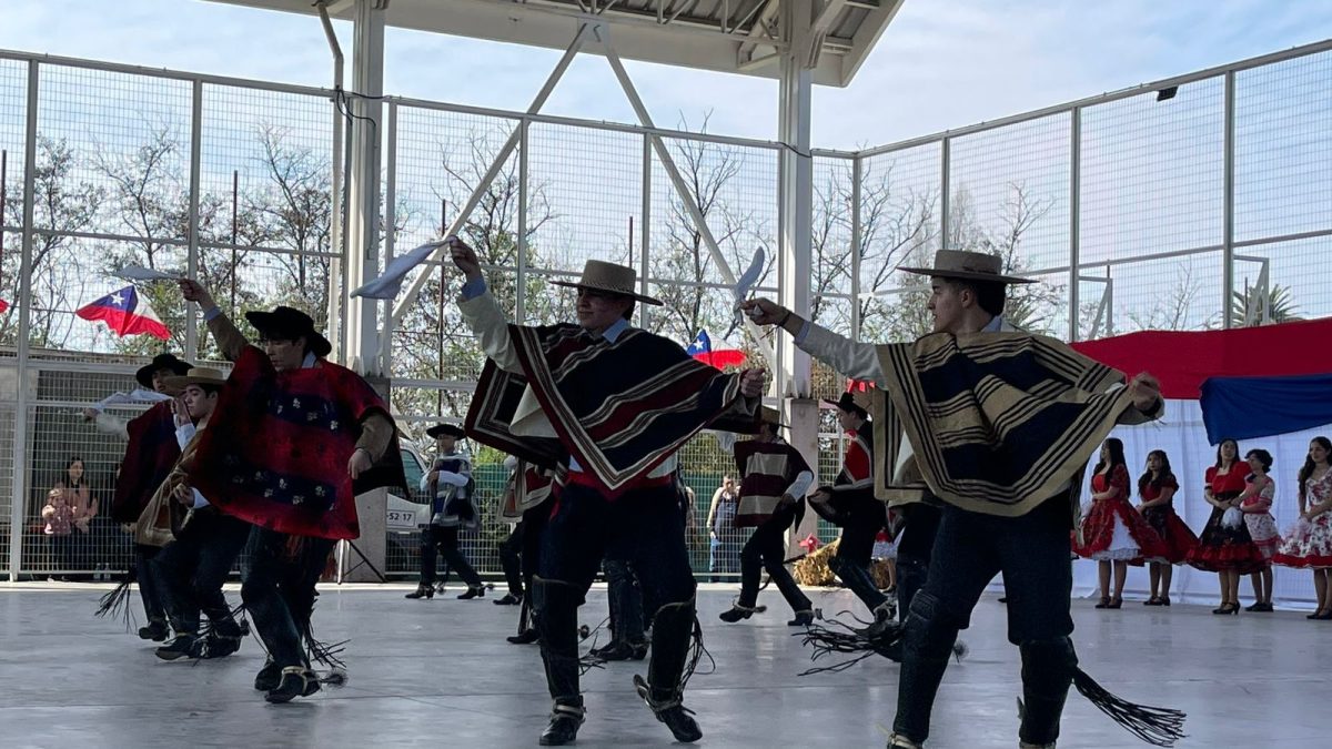 Gran Celebración de la Fiesta de la Chilenidad en el Colegio San Francisco de Paine