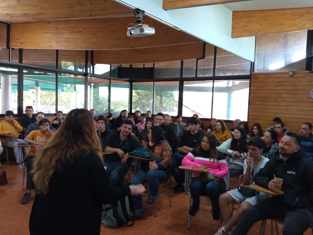 Jornada de 8° Básico: “En la Adolescencia… Decido con Inteligencia”