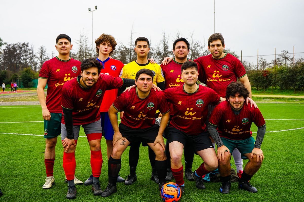 Sábado Deportivo y Solidario en el Colegio San Francisco de Paine