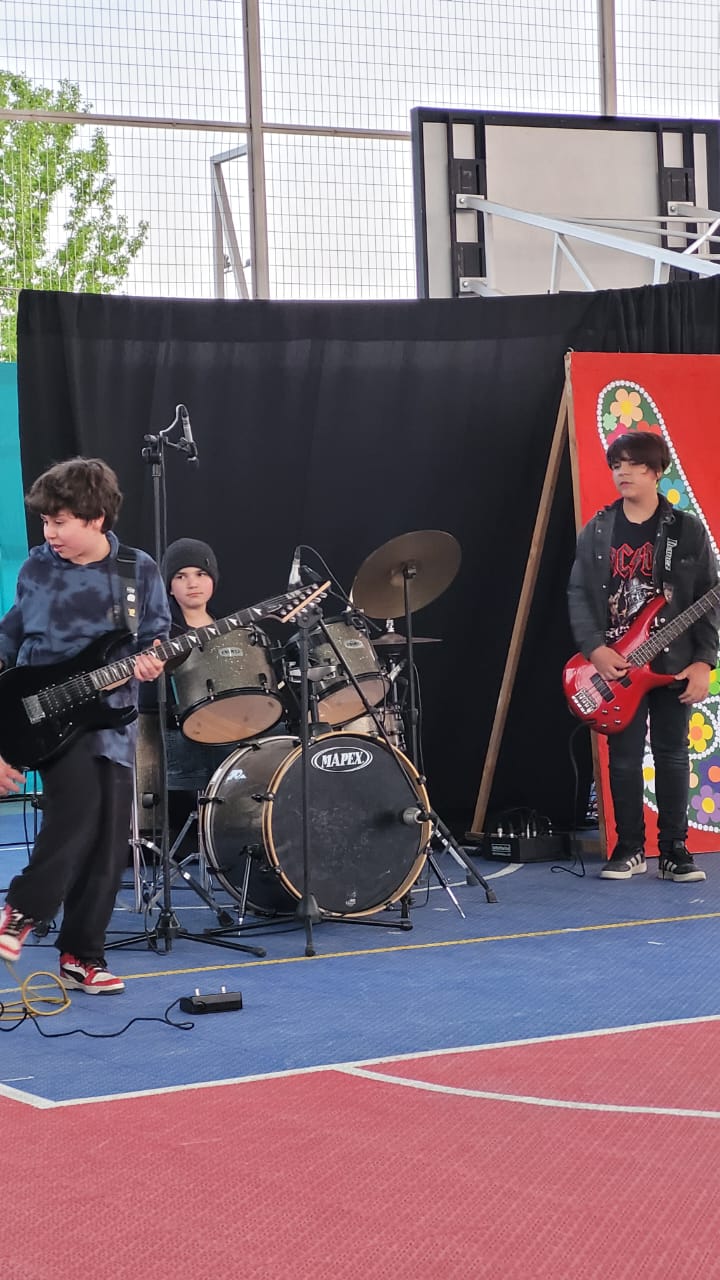 Colegio San Francisco de Paine celebró su 20° Festival de Talentos