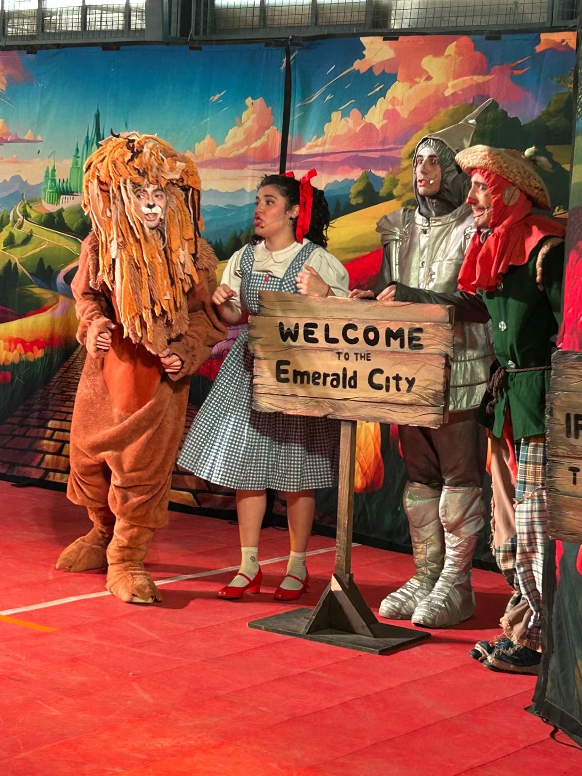 Cierre de la Semana del Inglés con teatro internacional en vivo