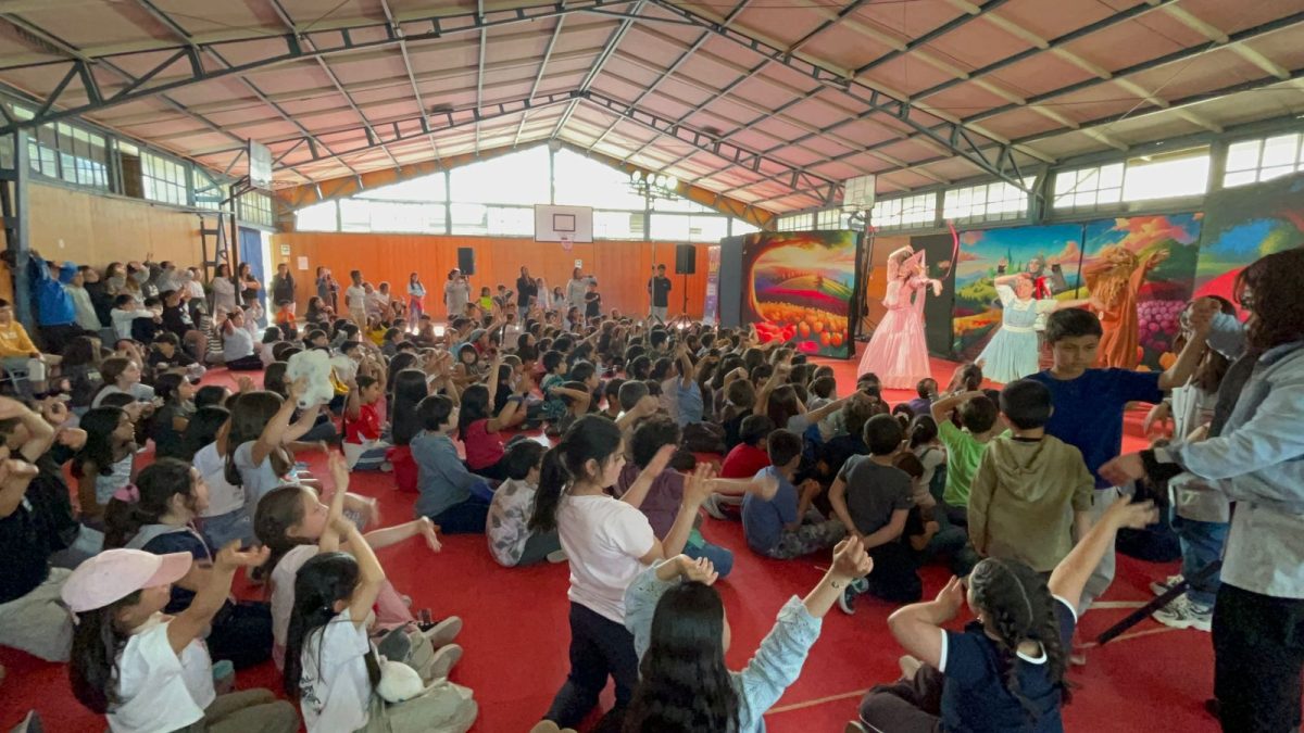 Cierre de la Semana del Inglés con teatro internacional en vivo