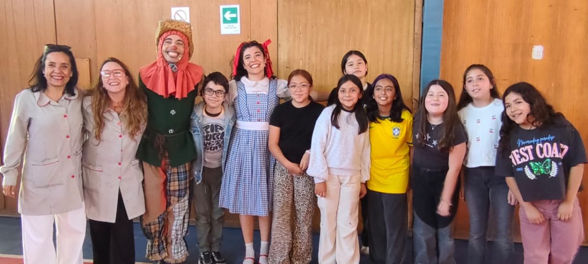 Cierre de la Semana del Inglés con teatro internacional en vivo