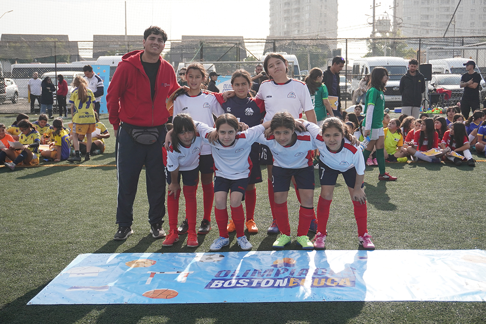 Nuestras estudiantes participaron en el cierre del Futbolito Mini Damas de las Olimpiadas BostonEduca