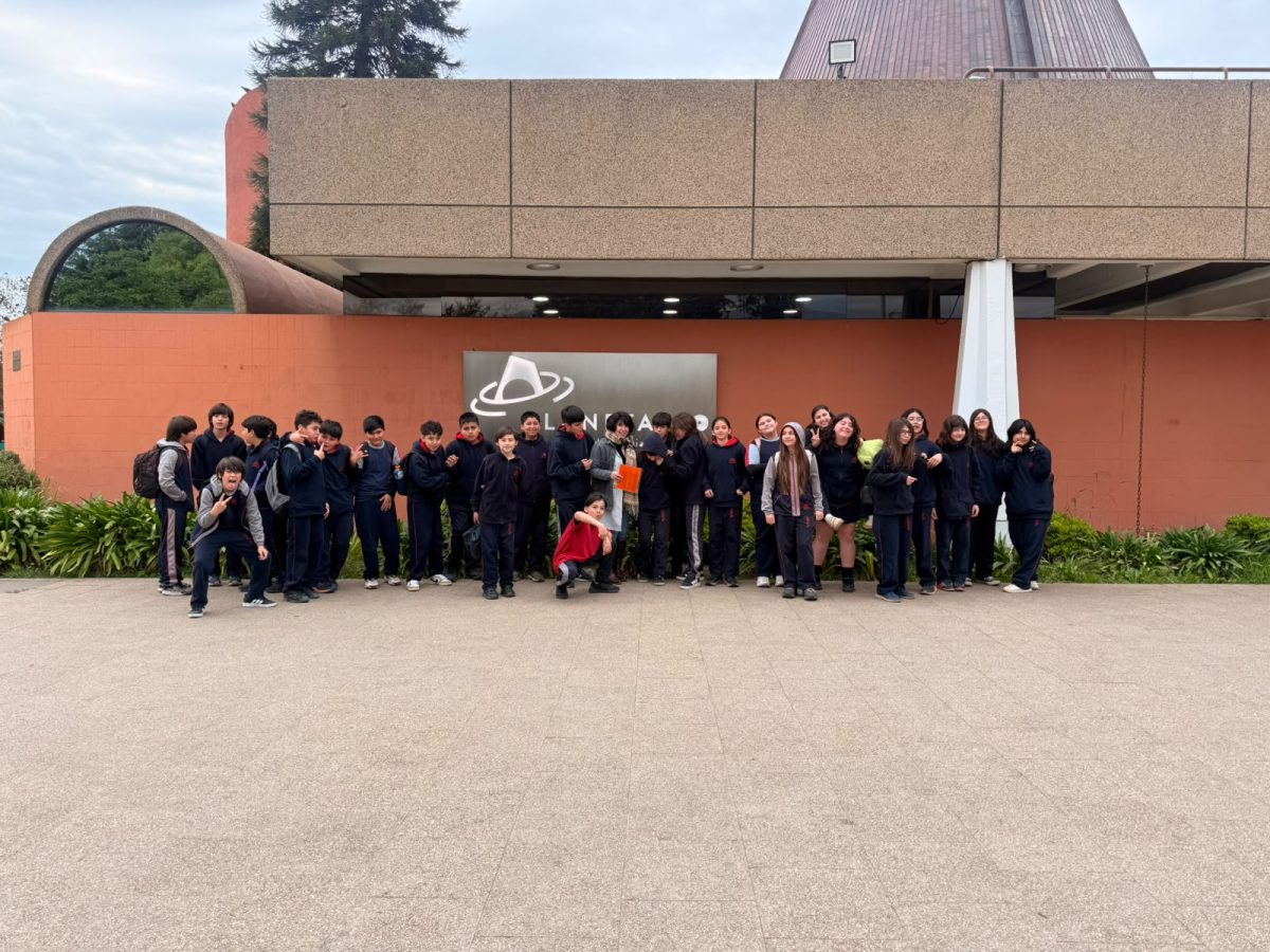 Sexto básico vivió una experiencia de aprendizaje en el “Planetario”